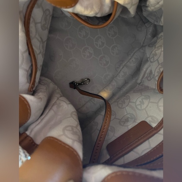 Michael Kors Navy Blue/Brown Canvas Marina Drawstring Tote - Picture 6 of 9